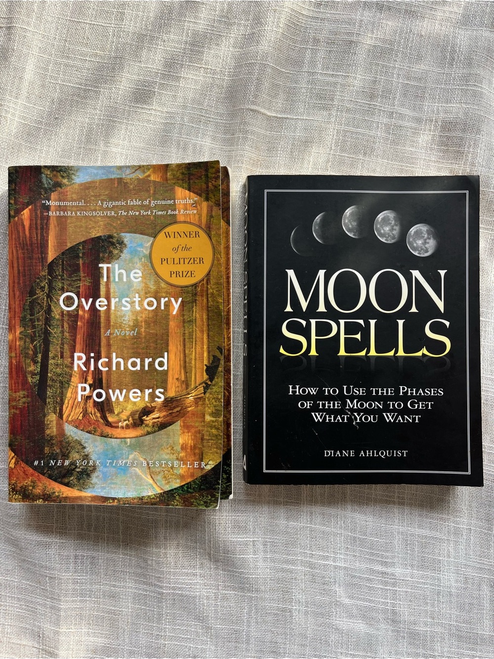 2 Book Bundle - Moon Spells & Overstory